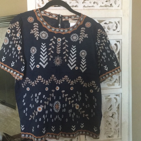 Blouse - Picture 1 of 2